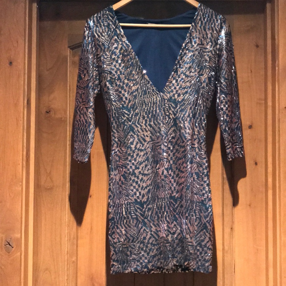 Navy/rose gold deep V shimmer dress